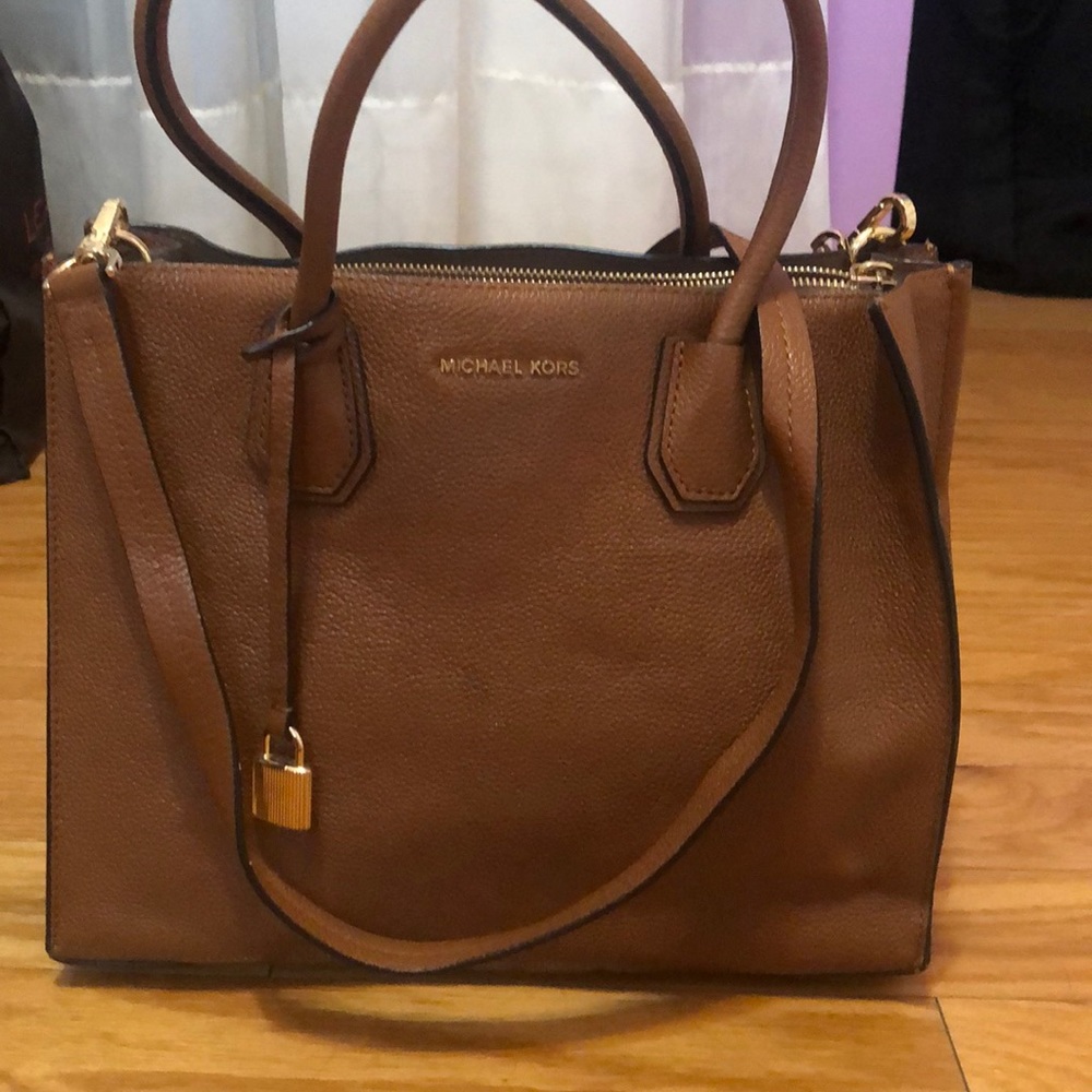 Michael Kors Mercer Tote Medium
